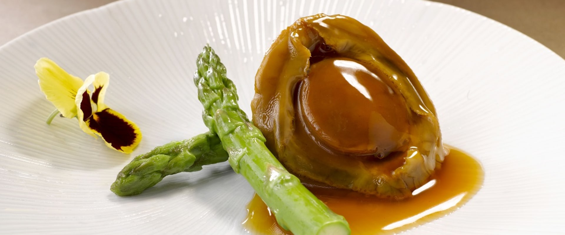 Four Top-Tier Canned Abalone Brands Revealed